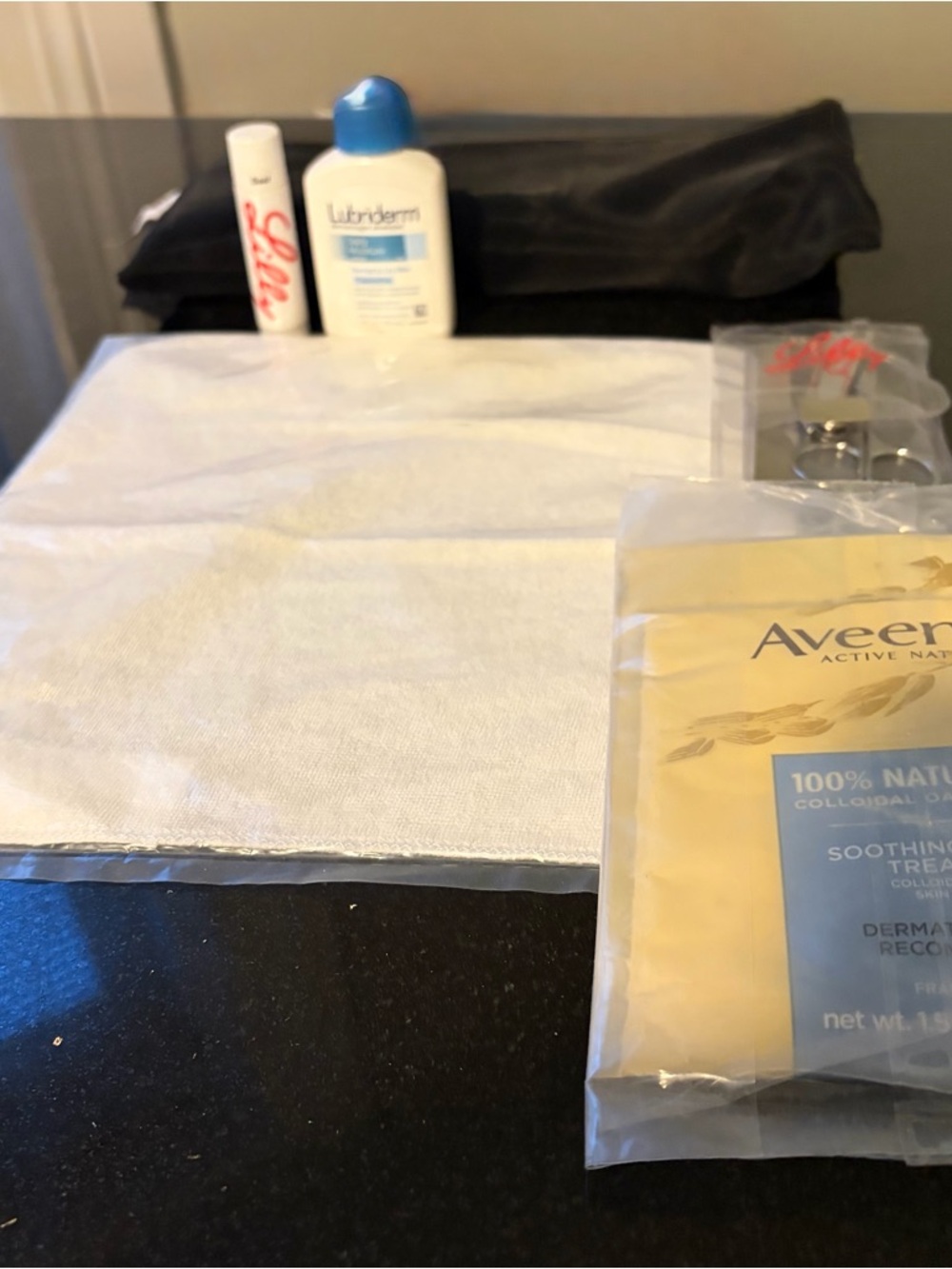 Black Cosmetic Makeup Bag - Versatile Travel Organizer